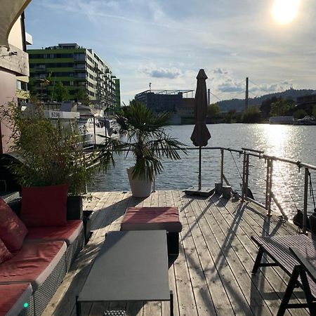 Waterside Living - Hausboot Linz Hotel ภายนอก รูปภาพ